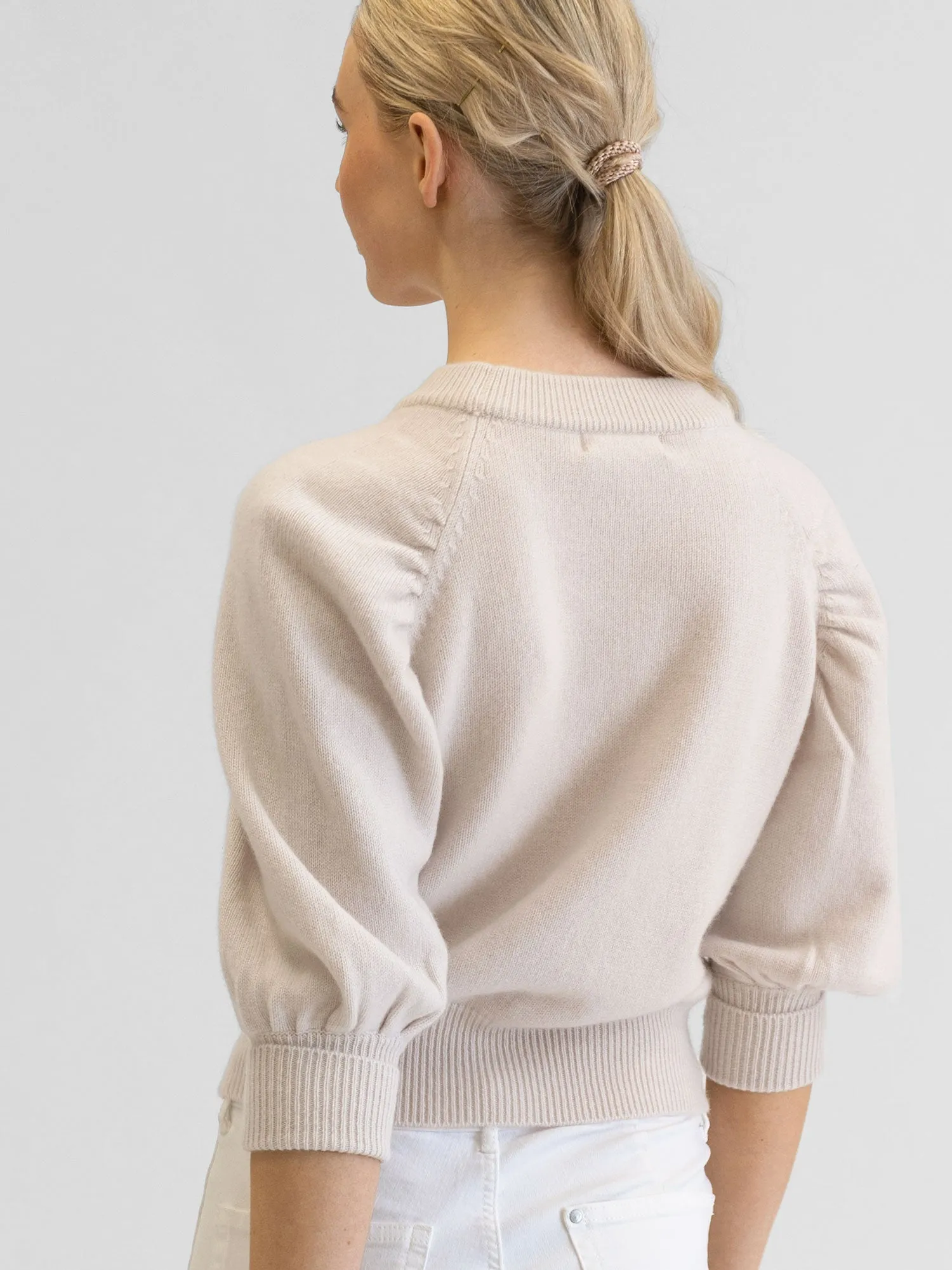 Cashmere sweater  "Aurora" - pearl