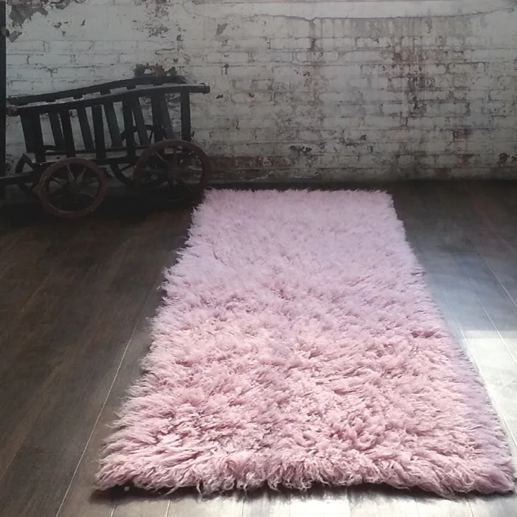 SUPER THICK 4X6 PASTEL PINK FLOKATI RUG | LONG 3.5" PILE | GREAT QUALITY.